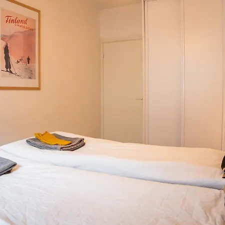 Urban Arctic Elegance: 2-room Stylish Getaway Apartment *